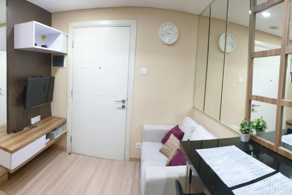 1 Bedroom Apartment Near Central Park Mall ジャカルタ エクステリア 写真